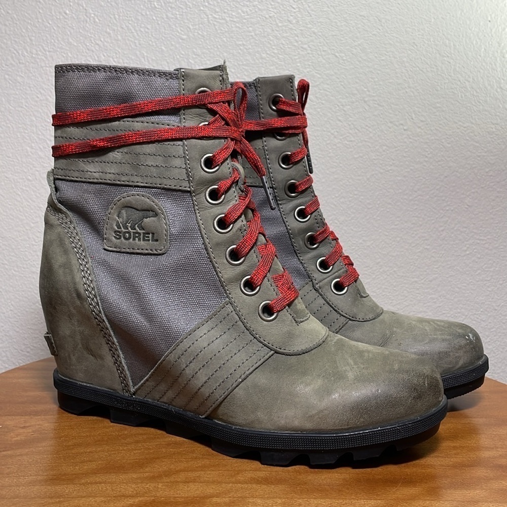 Sorel Lexie Wedge Boots Quarry Red Laces Lug Sole size 10 - Picture 4 of 14